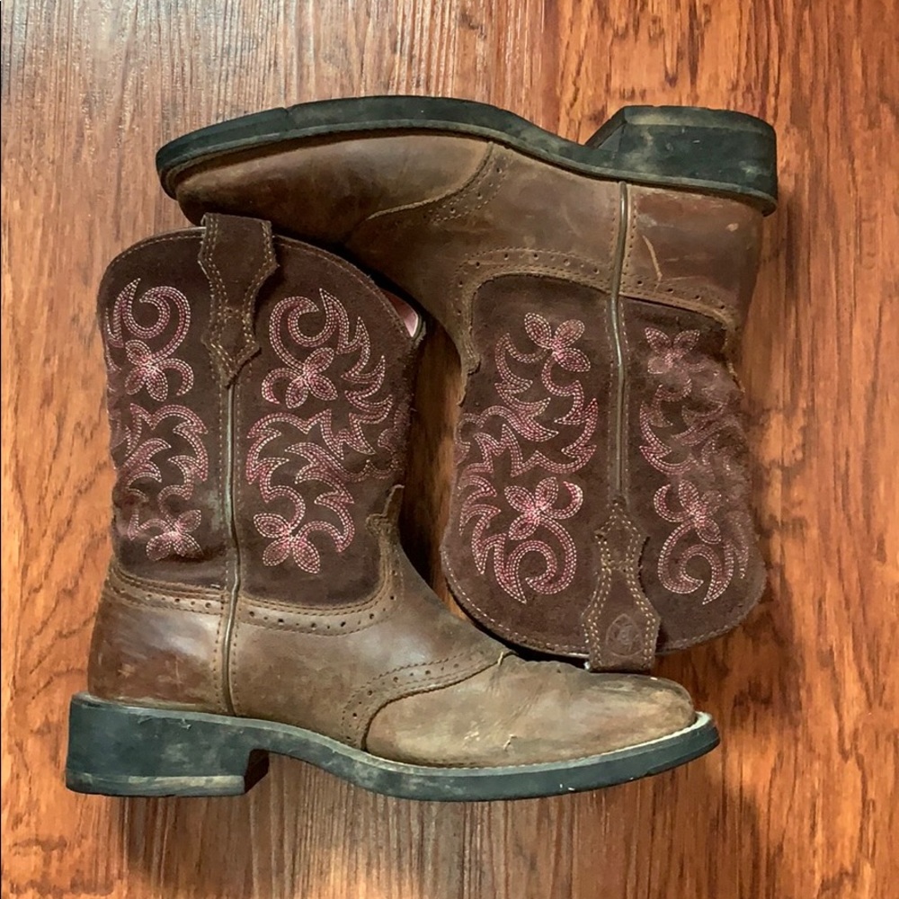 Fat baby Square Toe Ariat boots